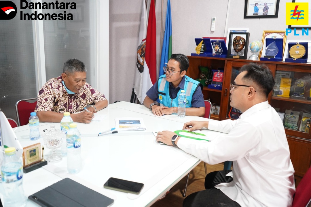PLN Pusertif Dukung Pendidikan Berbasis Teknologi melalui Program TJSL Lentera PLN